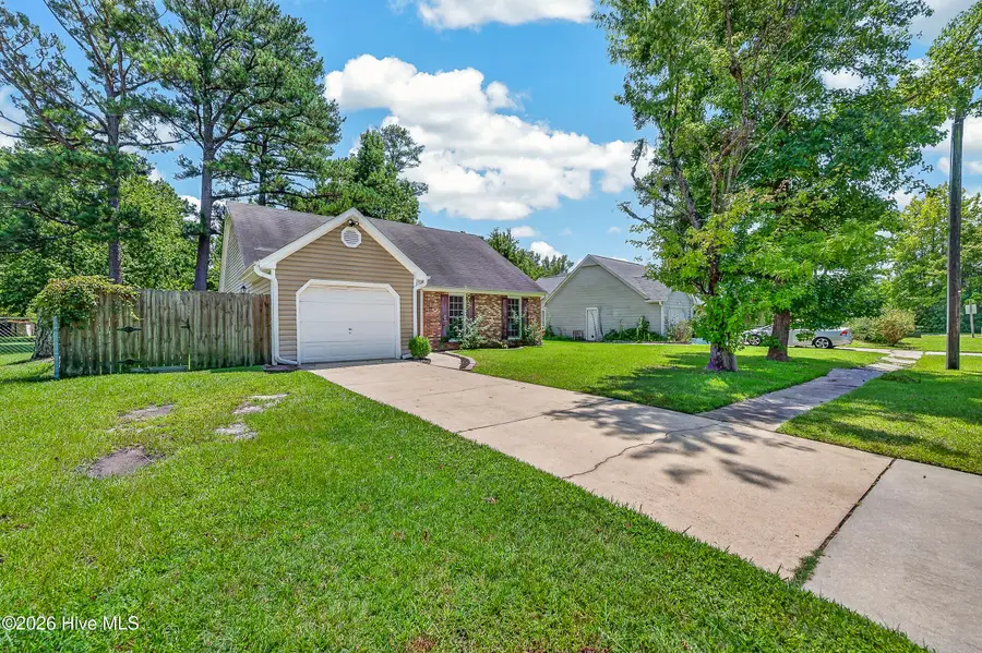 116 Hunting Green Drive, Jacksonville, NC 28546 - #2