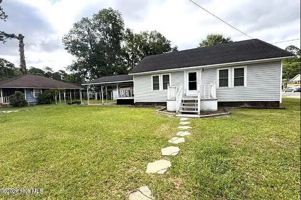 51 Oak Street, Brunswick, NC 28424