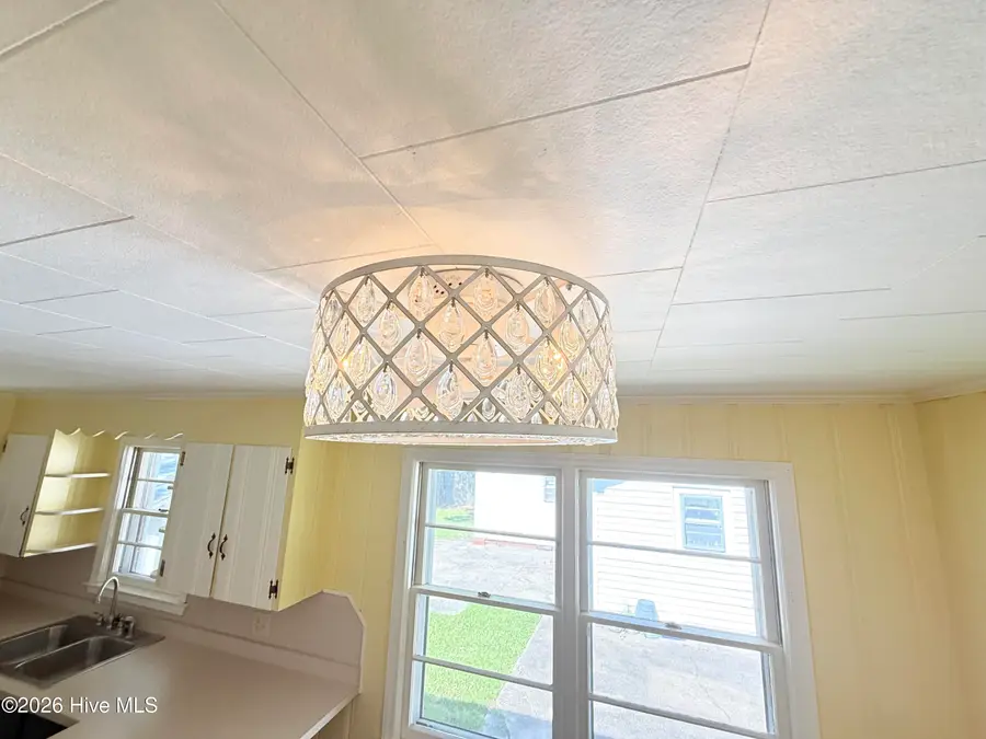 501 N Chestnut Street, Mount Olive, NC 28365 - #3