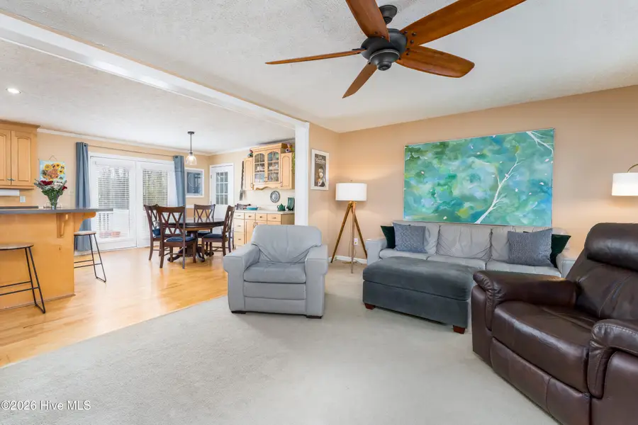 121 E Pointe Road, Rocky Point, NC 28457 - #2