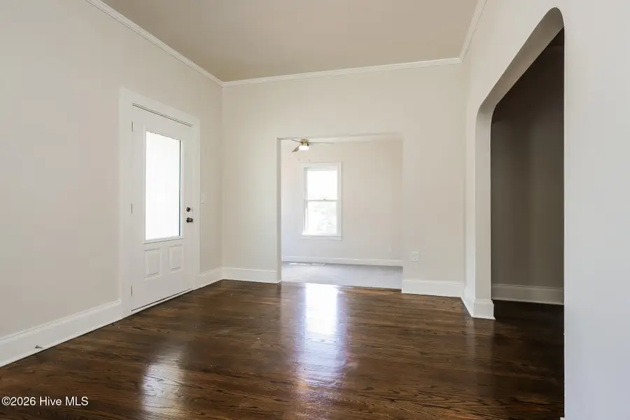 319 E Main Street, Washington, NC 27889 - #3