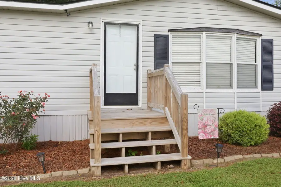 284 Curtis Street, Kinston, NC 28504 - #3