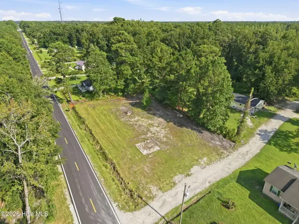 1140 New Road, Burgaw, NC 28425