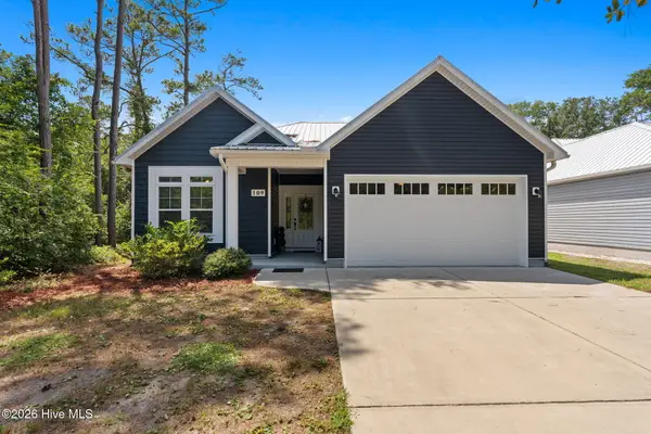 109 NW 24th Street, Oak Island, NC 28465
