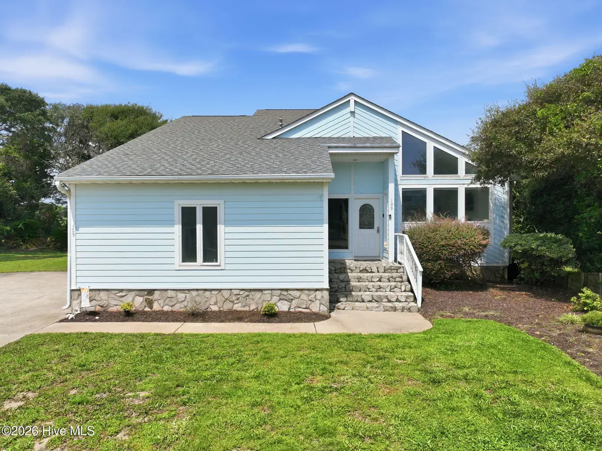 109 Oakleaf Drive, Pine Knoll Shores, NC 28512 - #1