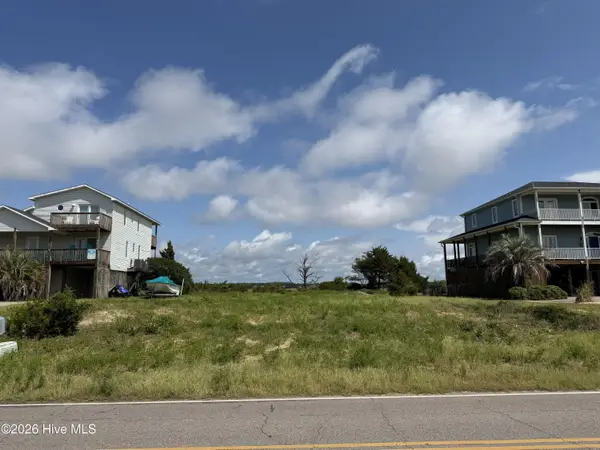 6616 Kings Lynn Drive, Oak Island, NC 28465