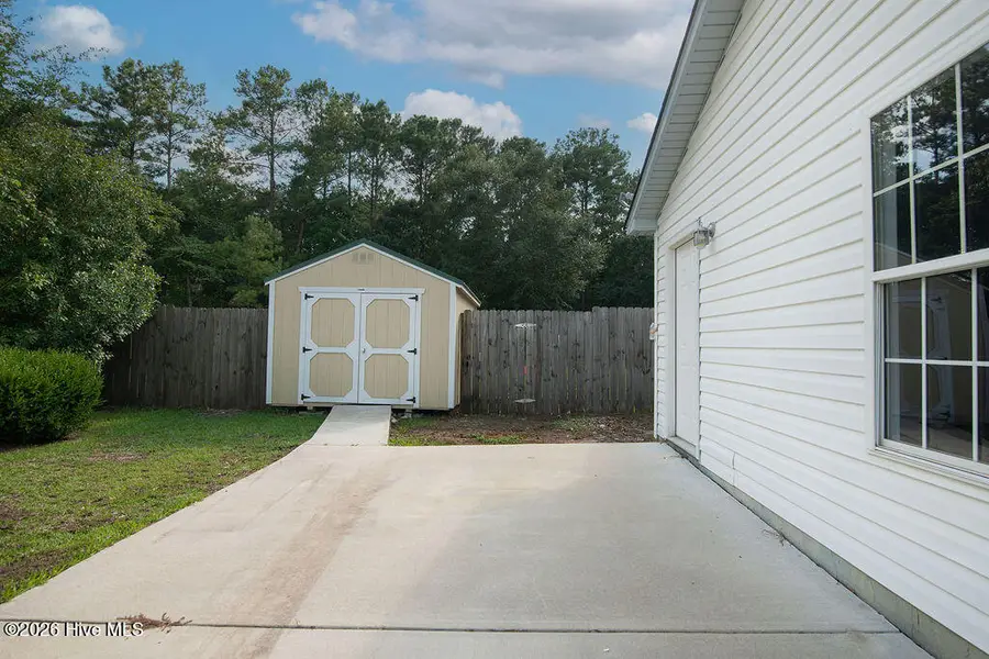 210 Chokecherry S, Richlands, NC 28574 - #3