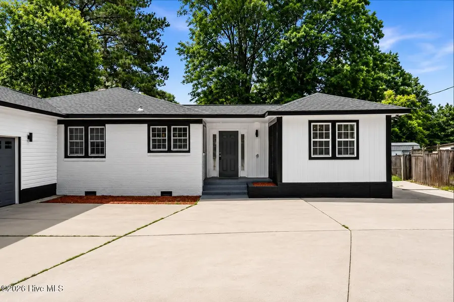 533 W College Street, Warsaw, NC 28398 - #3