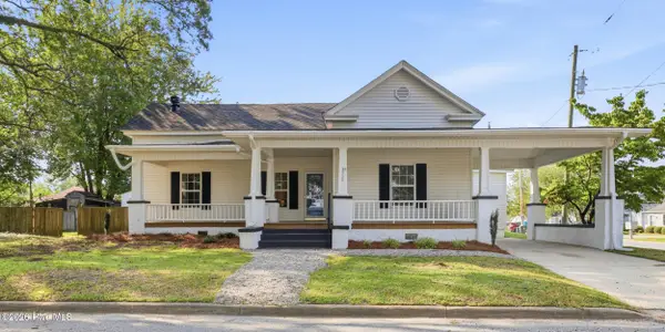 3338 North Barrett Street, Farmville, NC 27828