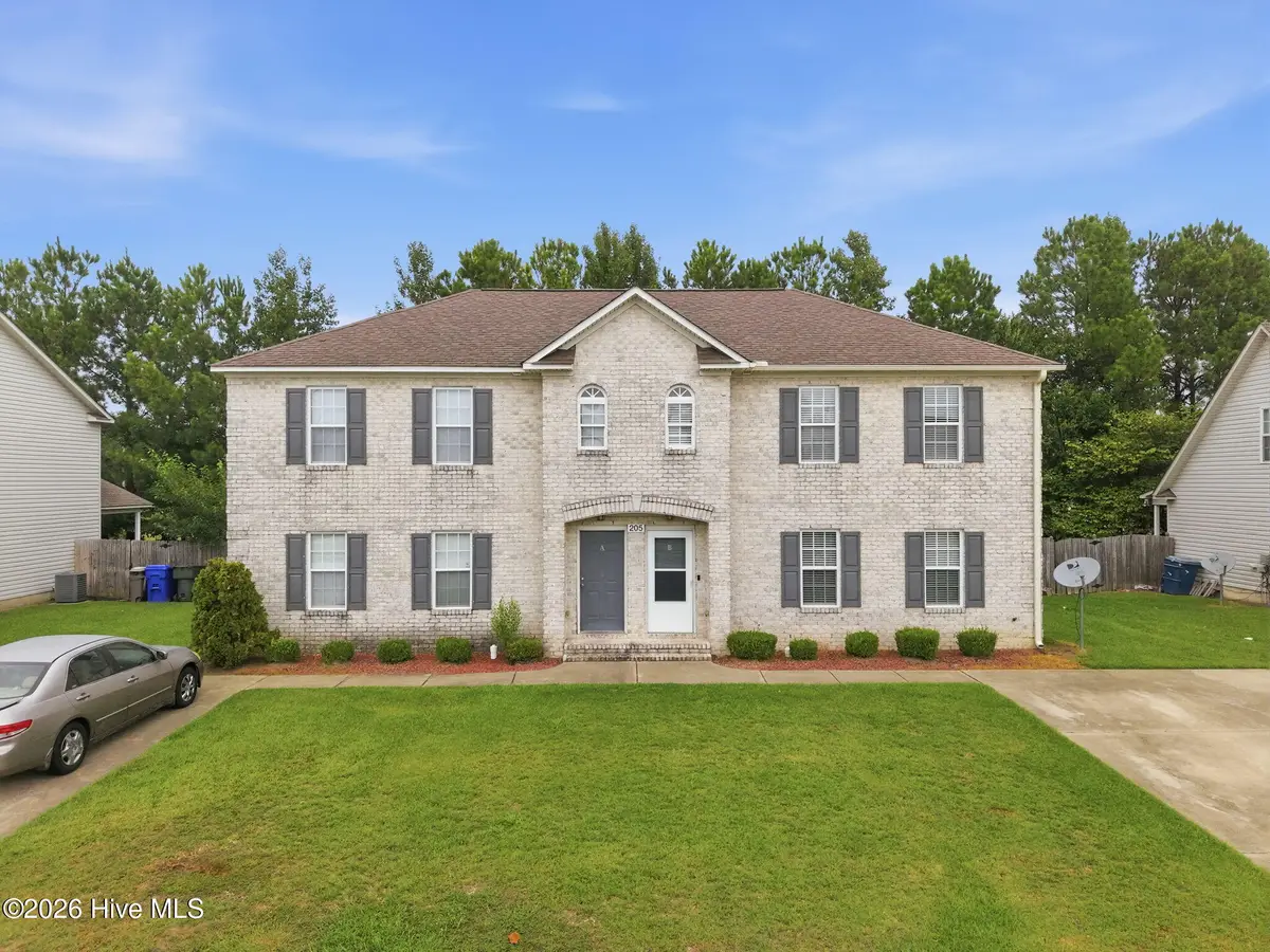205 South Pointe Drive #B, Winterville, NC 28590 - #1