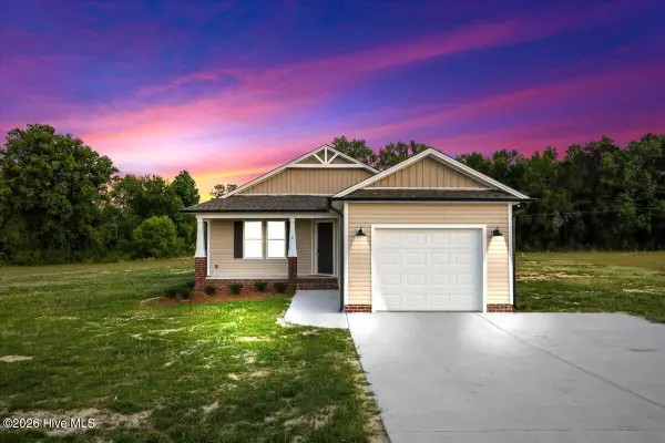 52 Grace Pond Avenue, Benson, NC 27504