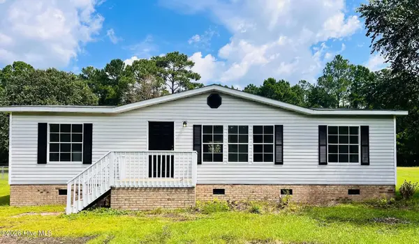 310 Michelle Lane, Rocky Point, NC 28457