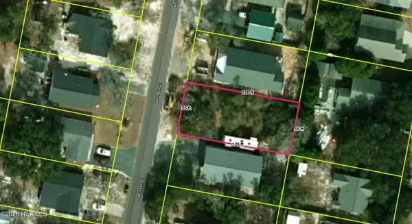 142 NE 18th Street, Oak Island, NC 28465
