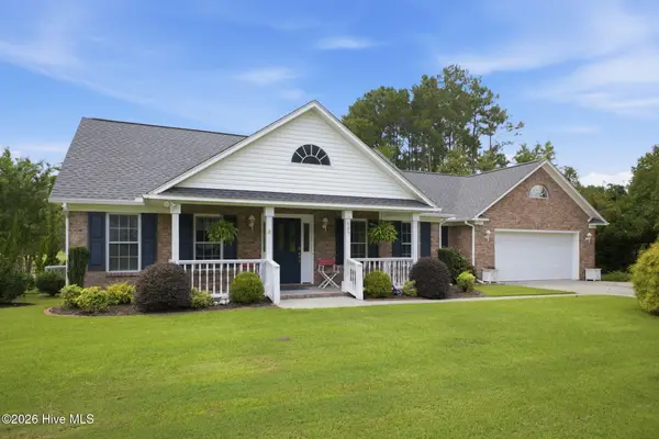 107 Silver Lake Court, Swansboro, NC 28584