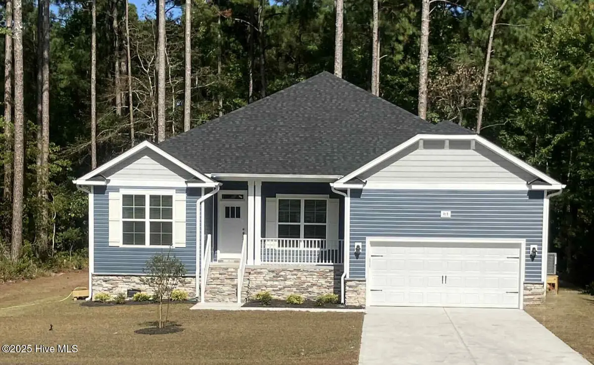 6317 Gondolier Drive, New Bern, NC 28560 - #1