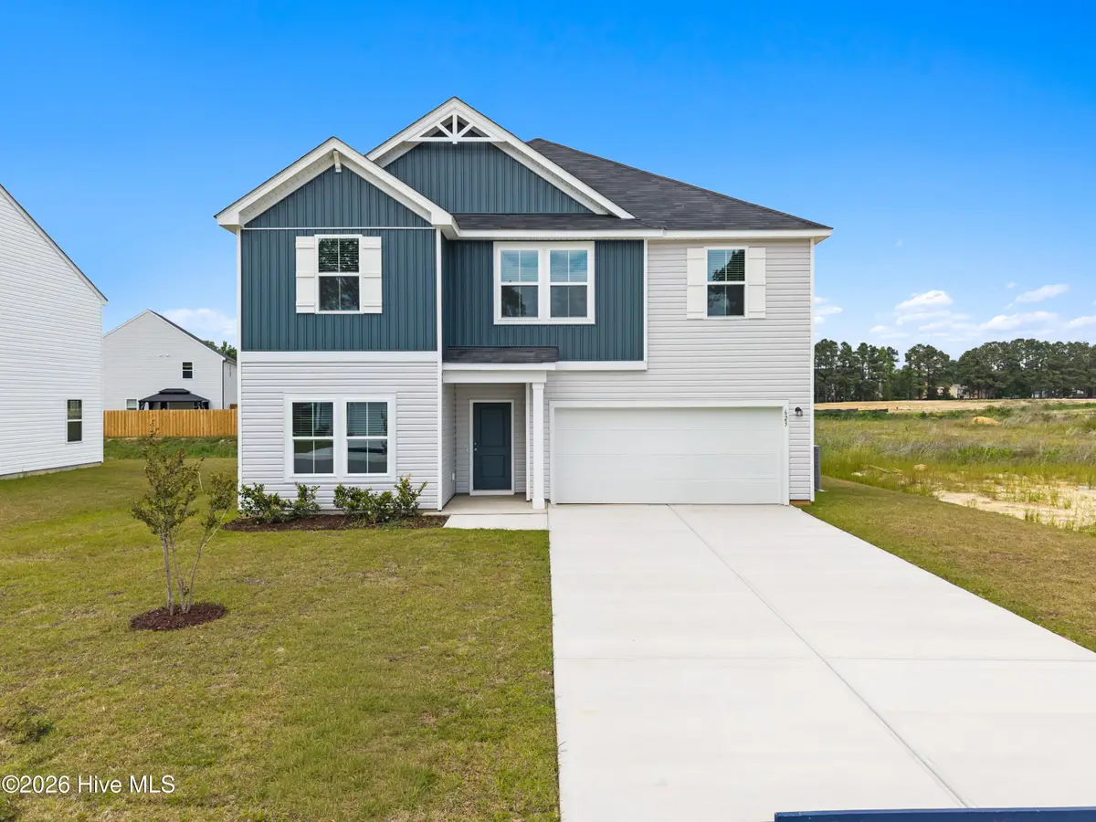 101 N Squires Run Lane, Richlands, NC 28574 - #1