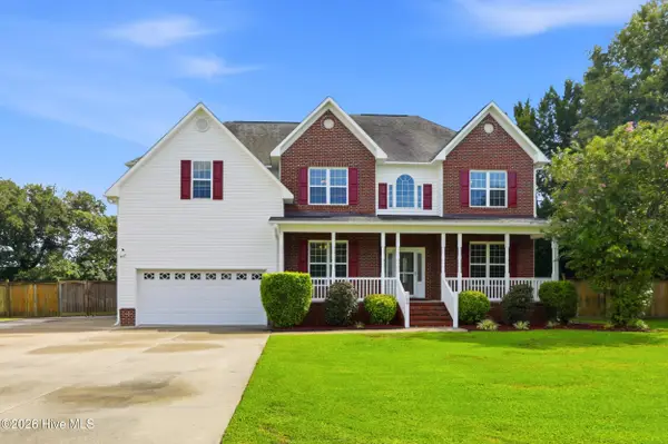 100 Farmington Drive, Richlands, NC 28574