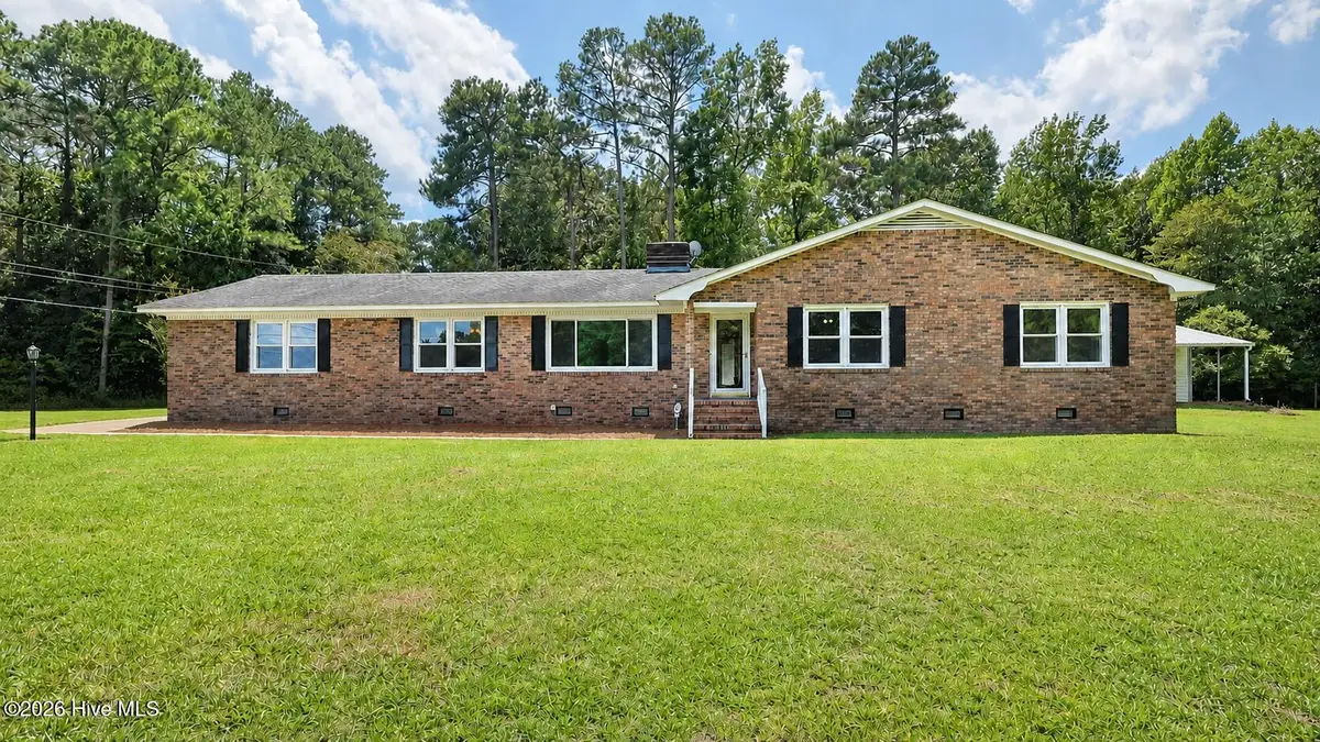 120 King Heights Boulevard, Kinston, NC 28501 - #1