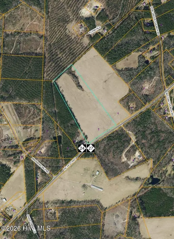 15958 Nc 24 27, Eagle Springs, NC 27242