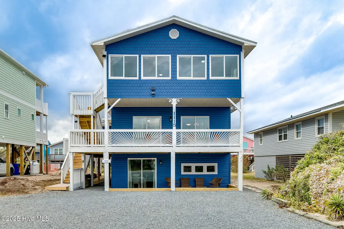 1115 N Shore Drive, Surf City, NC 28445 - #1