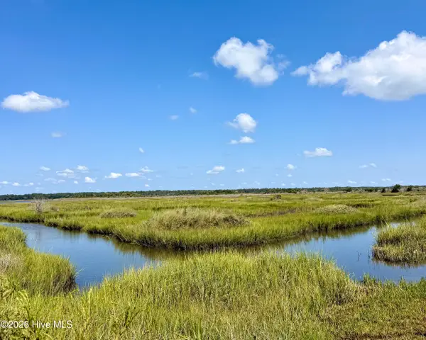178 Flamingo Street, North Topsail Beach, NC 28460