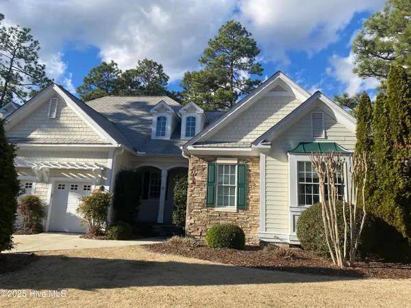 280 Cochrane Castle Circle # 8, Pinehurst, NC 28374
