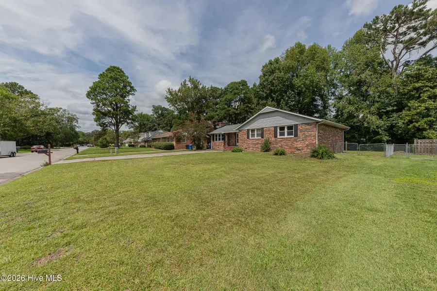 102 Lionel Avenue, Jacksonville, NC 28540 - #3