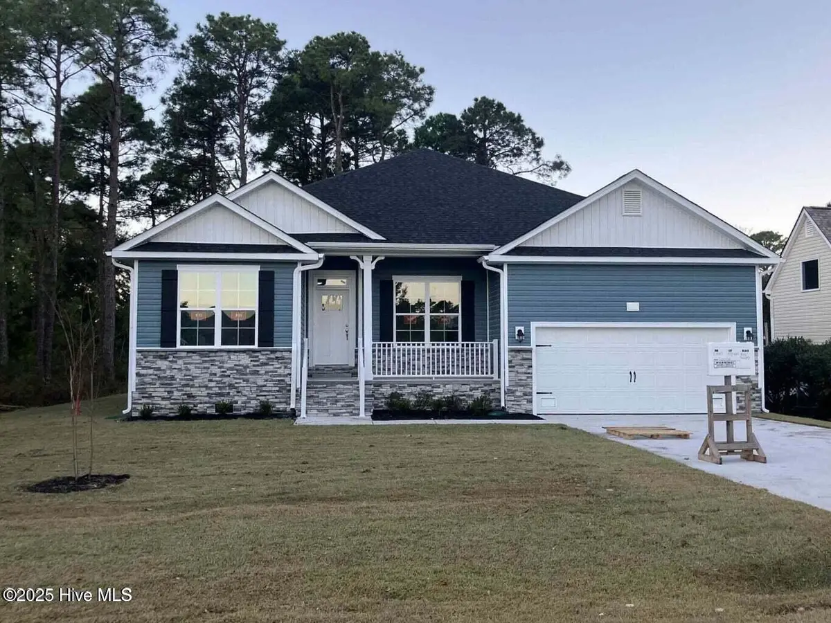2108 Caracara Drive, New Bern, NC 28560 - #1