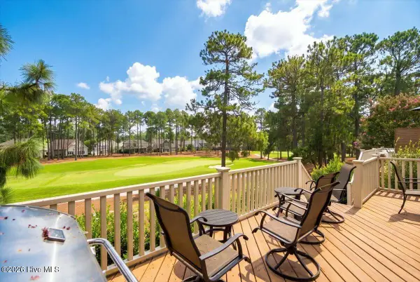 150 Cochrane Castle Circle, Pinehurst, NC 28374