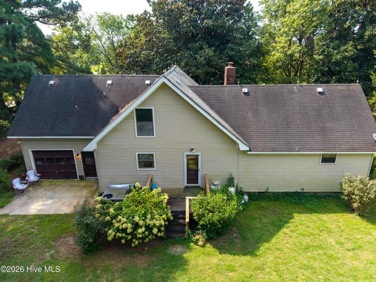 205 S End Road, Knotts Island, NC 27950 - #1