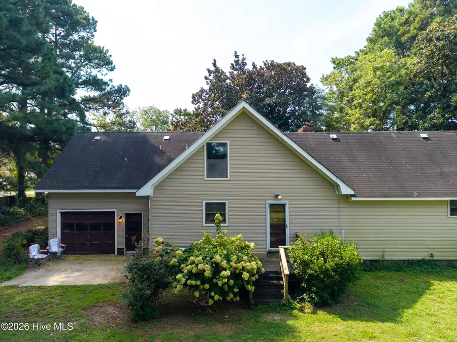205 S End Road, Knotts Island, NC 27950 - #2