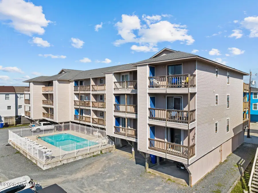 505 Carolina Beach Avenue N #Unit 3d, Carolina Beach, NC 28428 - #2
