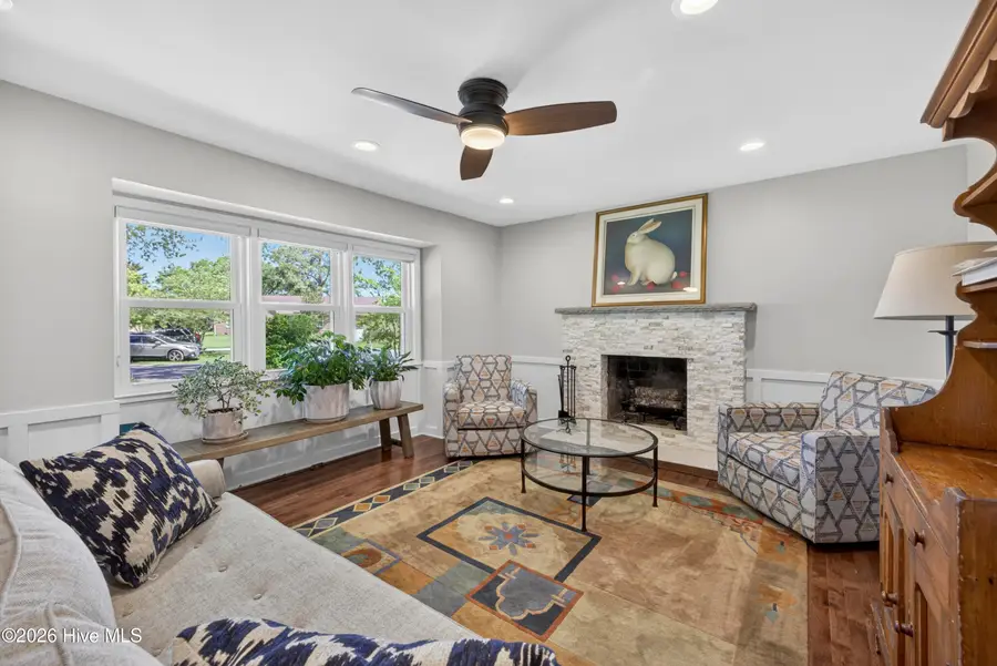 305 Embassy Circle, Wilmington, NC 28412 - #2