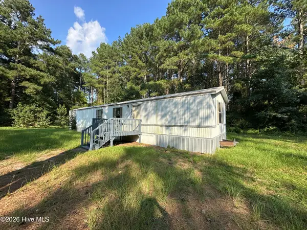 6410 Marsh Road, Laurel Hill, NC 28351