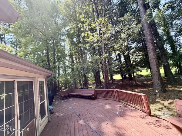 105 Norman Court, New Bern, NC 28560