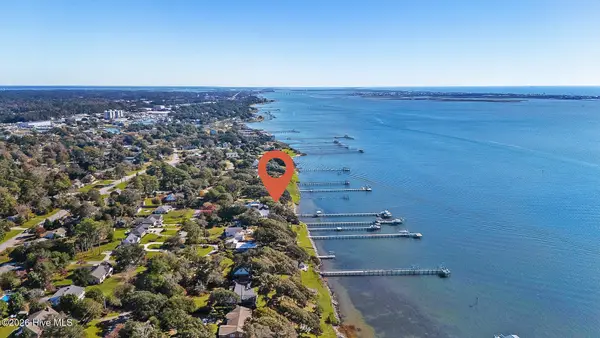 5005 Holly Lane, Morehead City, NC 28557