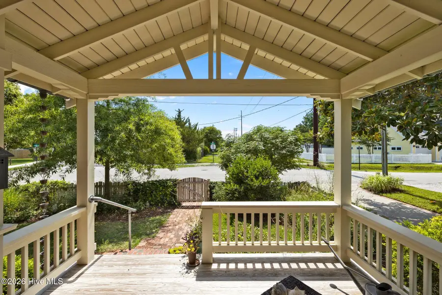 105 3rd Street, Beaufort, NC 28516 - #2
