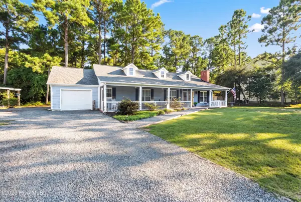 1631 Chadwick Shores Drive, Sneads Ferry, NC 28460