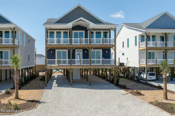 113 Lacosta Place, North Topsail Beach, NC 28460