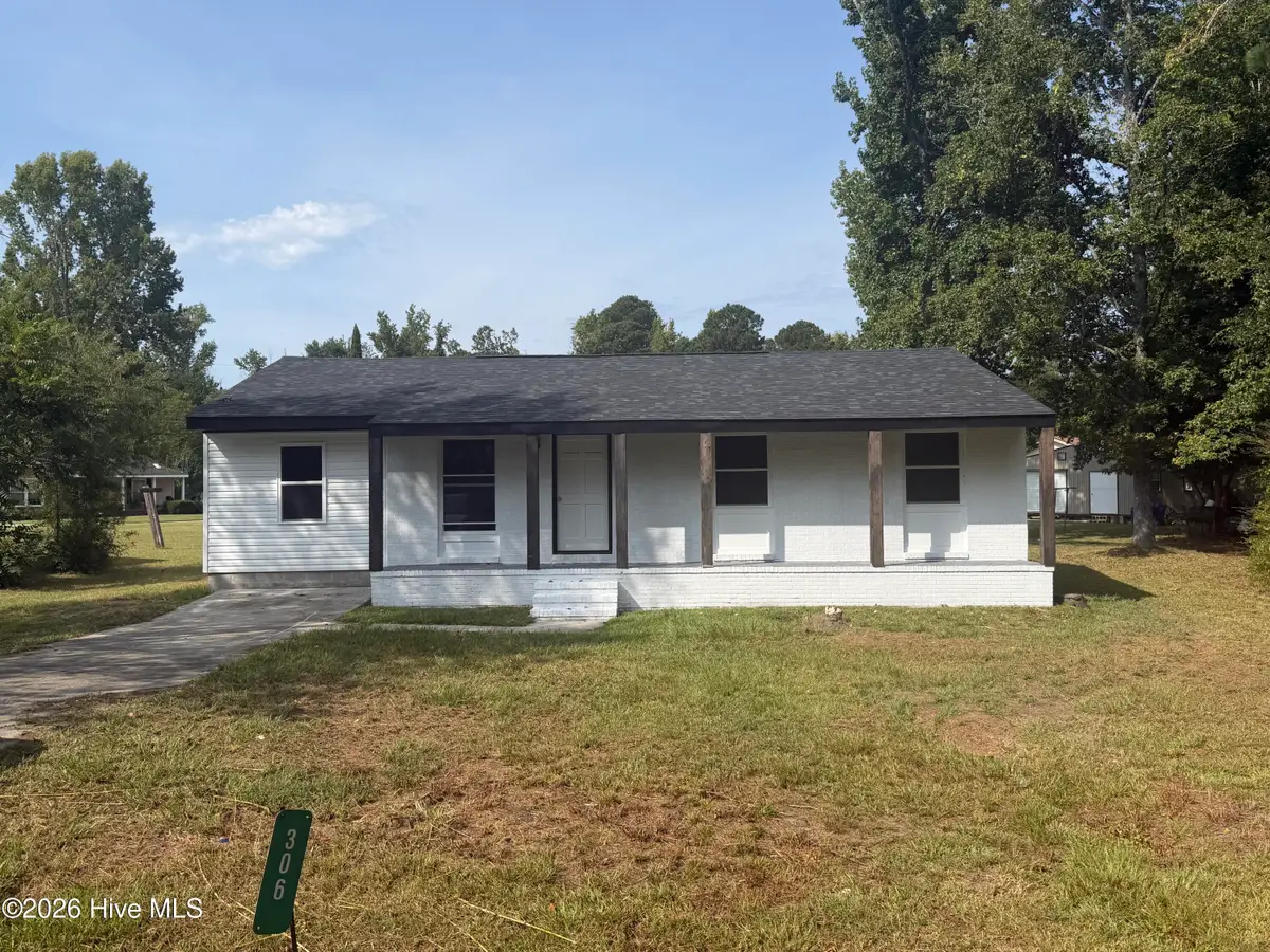 306 Waynesboro Highway, Wrens, GA 30833 - #1