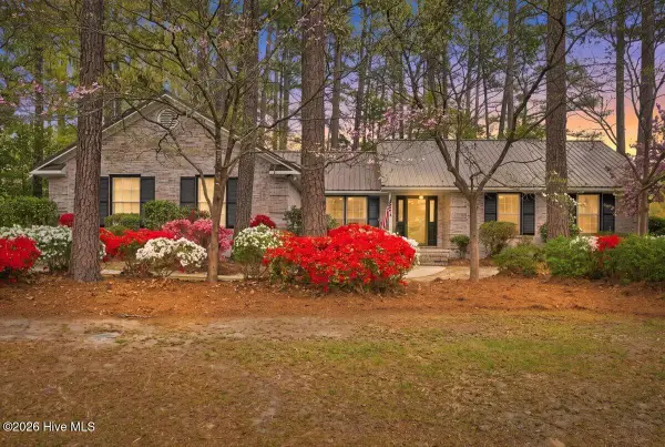 1933 Merrimac Drive, Fayetteville, NC 28304