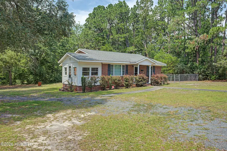 506 Hawthorne Street, Hamlet, NC 28345 - #2