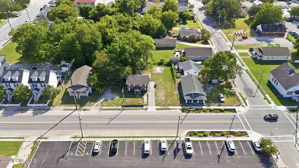 608 Cedar Street, Beaufort, NC 28516