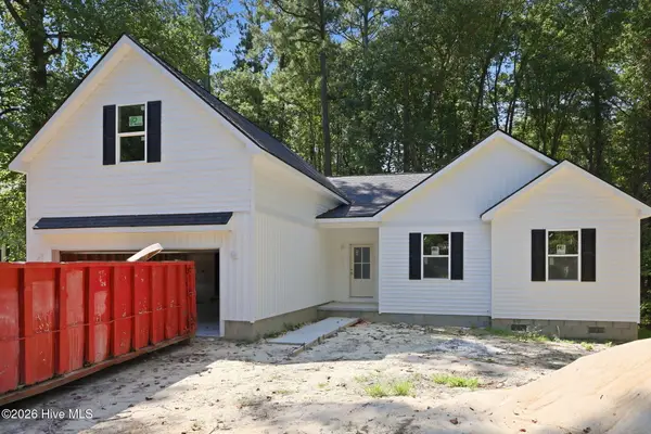 101 Hillside Drive, Washington, NC 27889