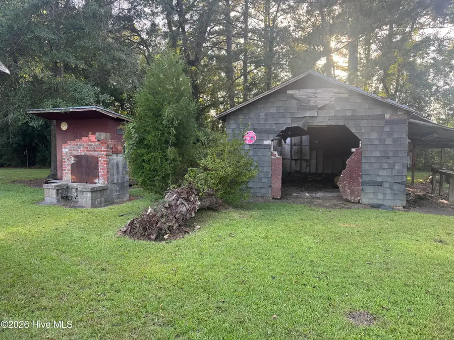 469 Nc 306, Grantsboro, NC 28529 - #2