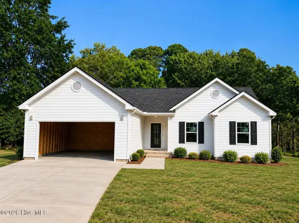 400 Camelia Drive, Washington, NC 27889