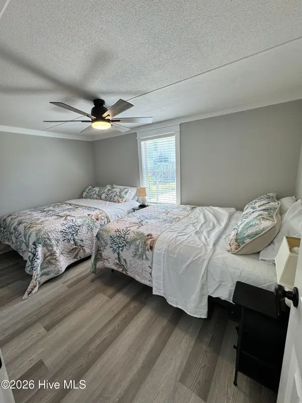 6400 14th Avenue, North Topsail Beach, NC 28460