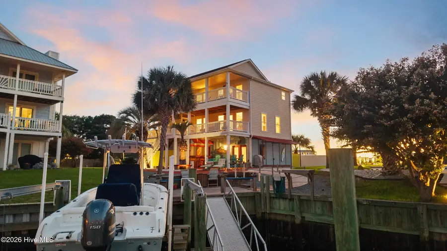 1001 Waterview Place, Carolina Beach, NC 28428 - #2