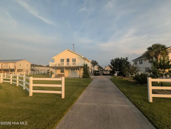 126 Dolphin Bay Estates, Cedar Point, NC 28584