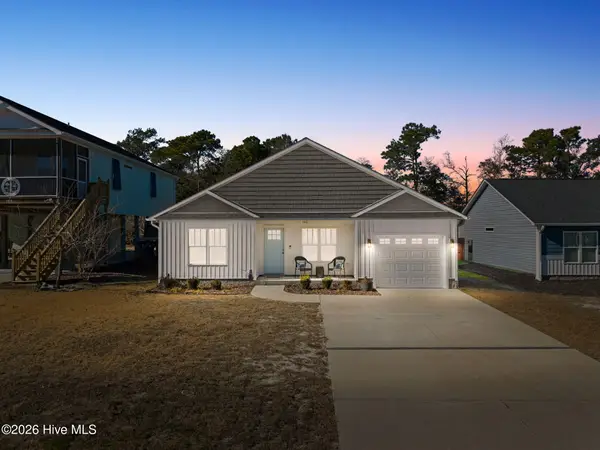 147 NE 1st Street, Oak Island, NC 28465